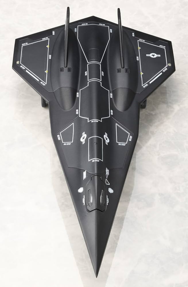 Amazon.co.jp: Belfine Top Gun Maverick 1/100 Scale Dark Star